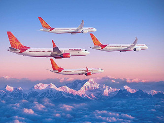 Boeing, Airbus Strike Record Air India Deal as Travel Rebounds